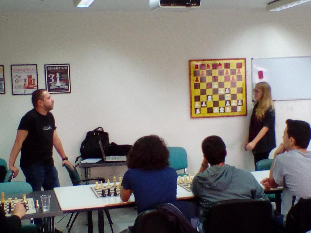 Επίσκεψη της παγκόσμιας πρωταθλήτριας Τσολακίδου στους Σκακιστικούς Συλλόγους Τριανδρίας